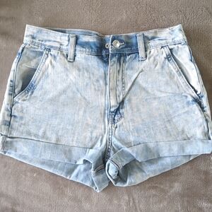American Eagle Mom Short